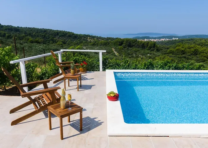 Family Friendly House With A Swimming Pool Zedno, Ciovo - 23762