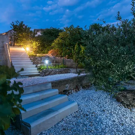 Family Friendly House With A Swimming Pool Zedno, Ciovo - 23762 Holiday home