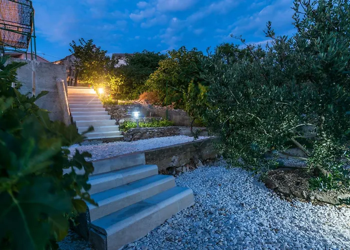 Family Friendly House With A Swimming Pool Zedno, Ciovo - 23762 Hébergement de vacances